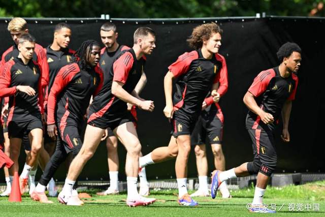 热血激昂的足球盛宴,不容错过! 热血激昂的足球盛宴,不容错过!