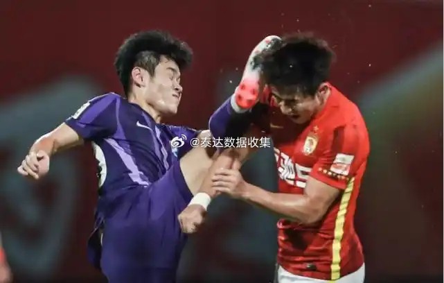 广州恒大主场击败天津泰达,重回胜利轨道 广州恒大主场击败天津泰达,重回胜利轨道