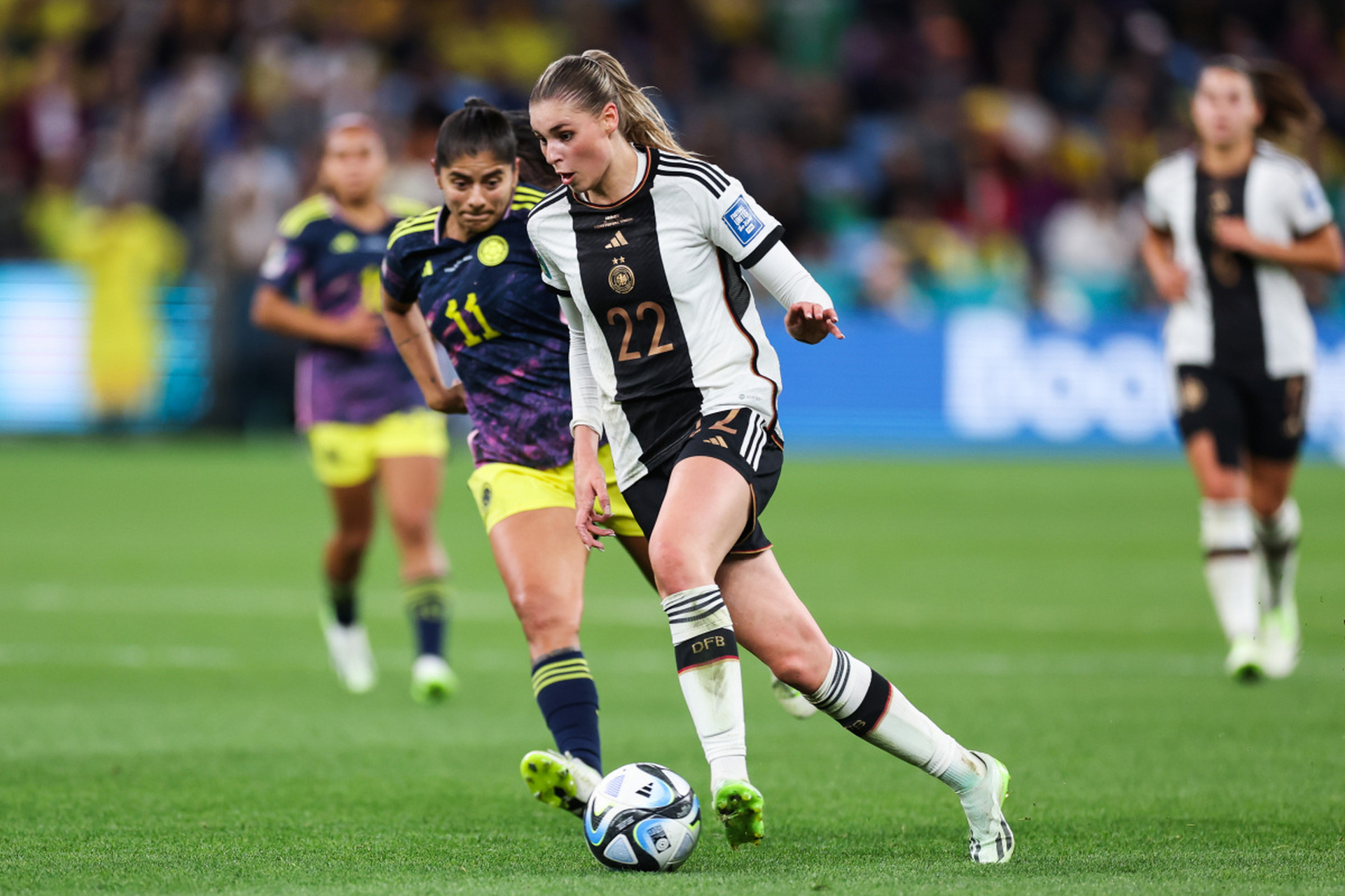 威廉希尔中文站-哥伦比亚女足士气高涨，豪取连胜