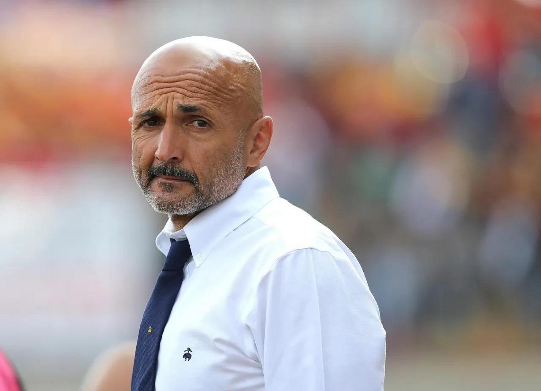 那不勒斯主帅调整战术,球队迎来连胜 那不勒斯主帅调整战术,球队迎来连胜