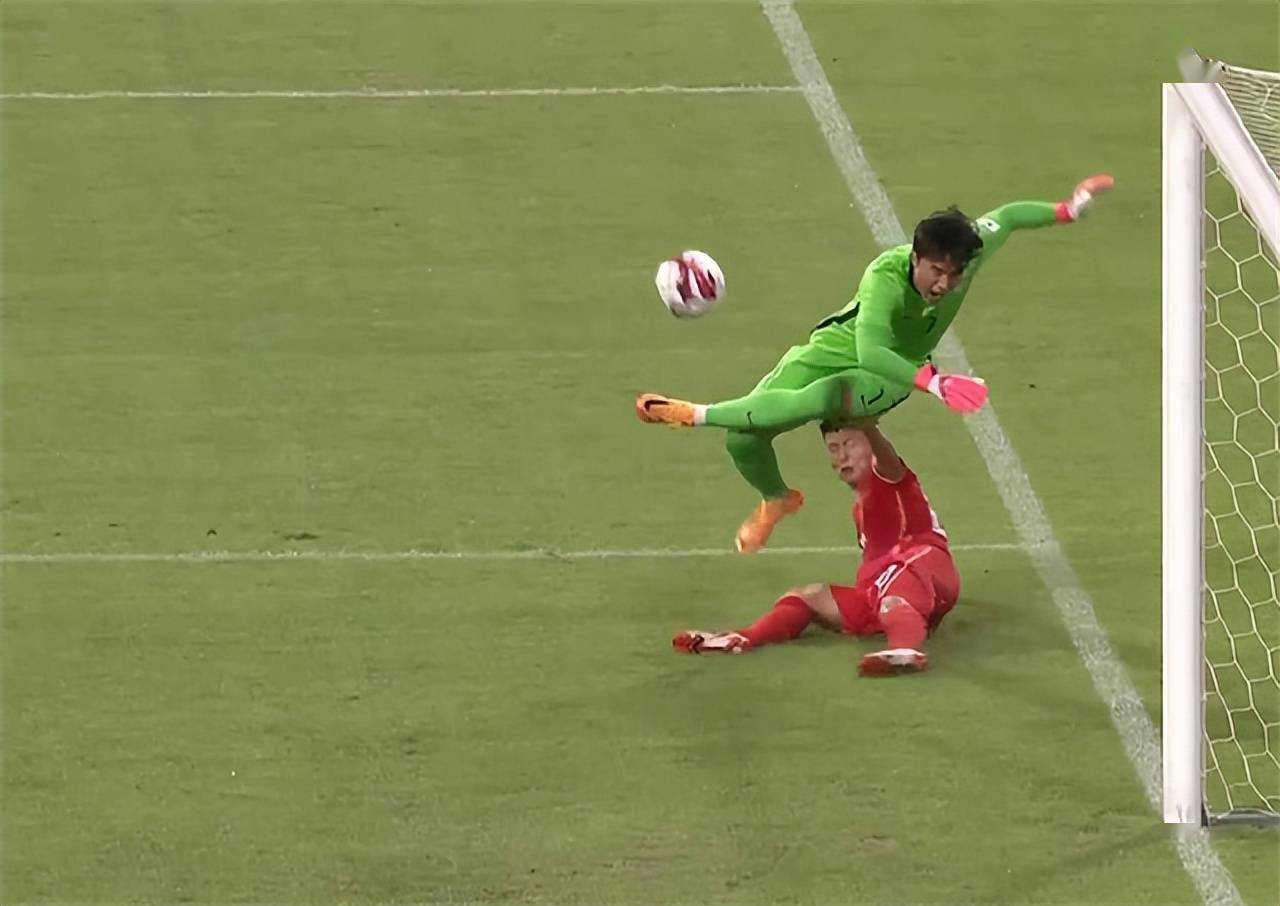 韩国队长领衔进攻,助球队逆转胜局 韩国队长领衔进攻,助球队逆转胜局