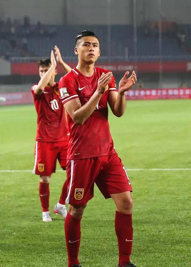 亚洲球员突破职业生涯新高,率队晋级 亚洲球员突破职业生涯新高,率队晋级