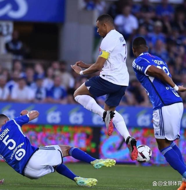 大巴黎挑战巴萨:梅西能否再破门? 大巴黎挑战巴萨:梅西能否再破门?