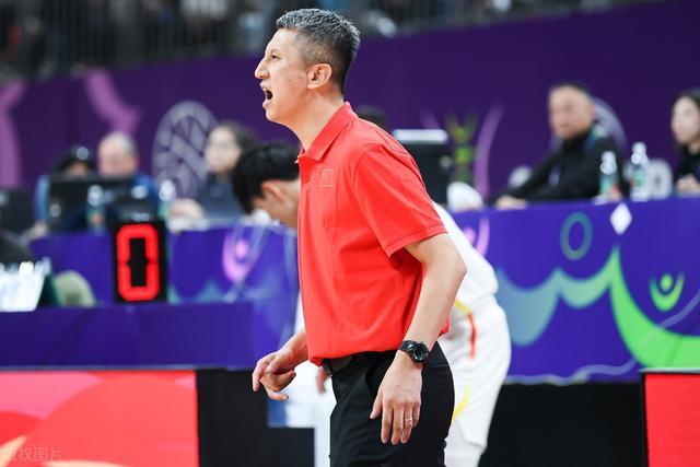 年轻球员崭露头角，助球队击败对手