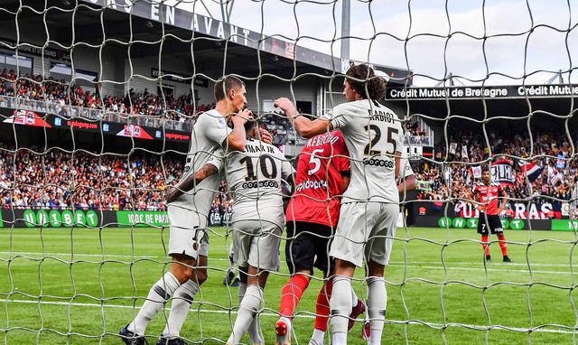 亚眠客场胜利，球队士气大振