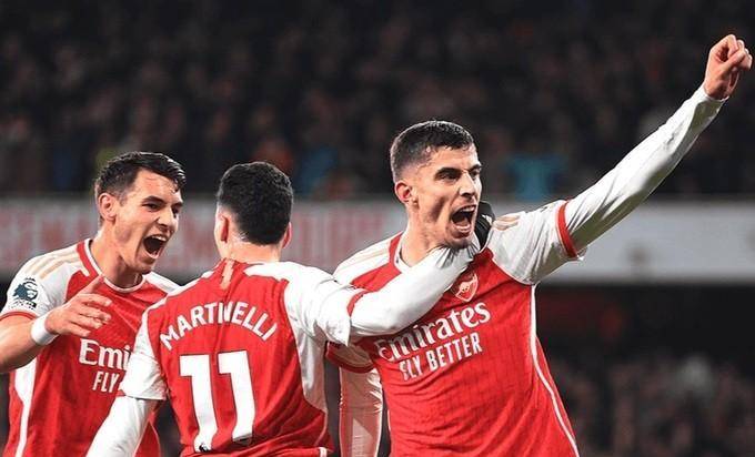 激动人心的足球比赛即将在近期上演,球场为斗士 激动人心的足球比赛即将在近期上演,球场为斗士