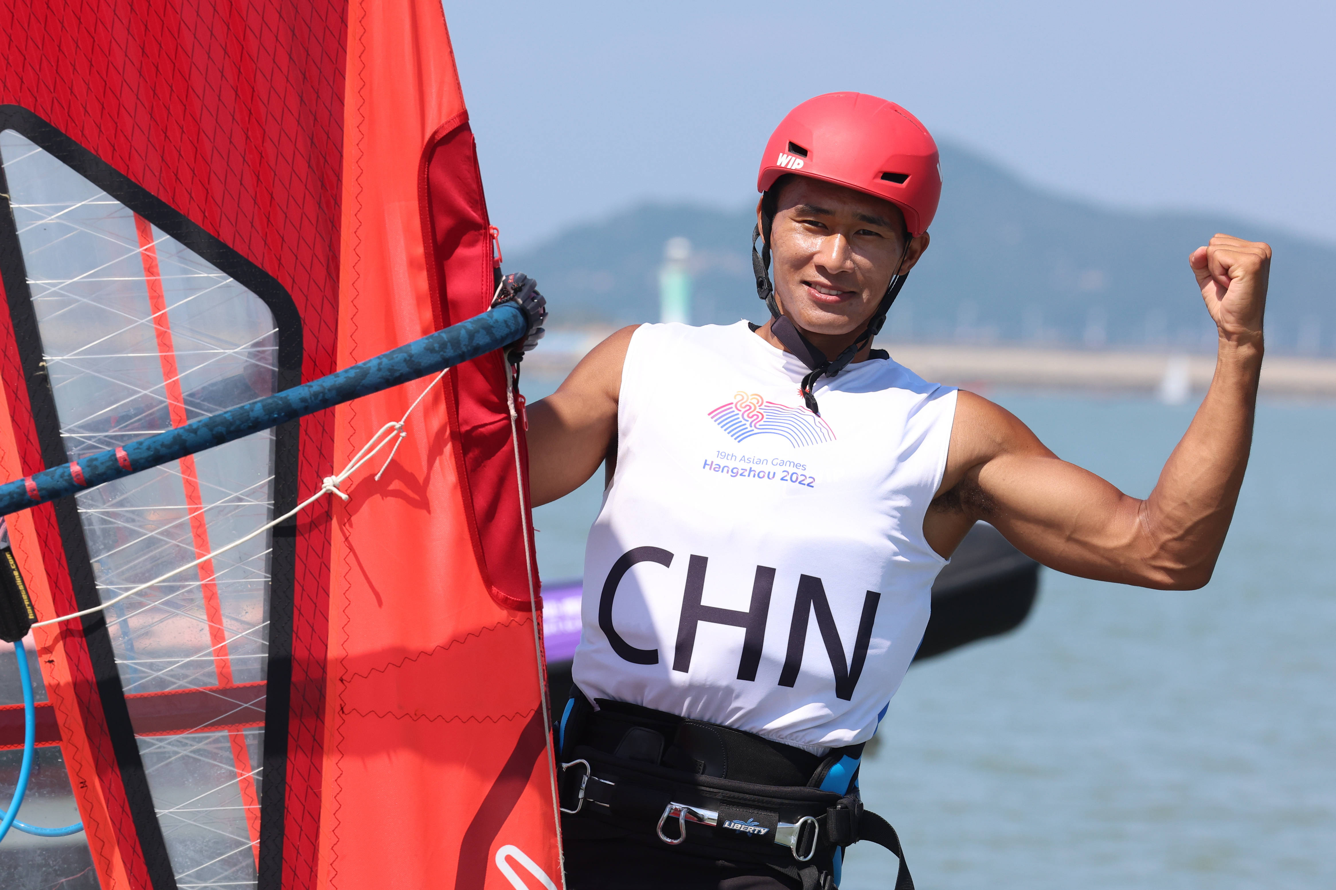 新西兰帆船队实现梦想,斩获冠军 新西兰帆船队实现梦想,斩获冠军