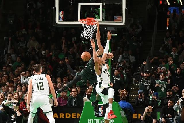 雄鹿大胜热火,取得东部决赛首胜 雄鹿大胜热火,取得东部决赛首胜