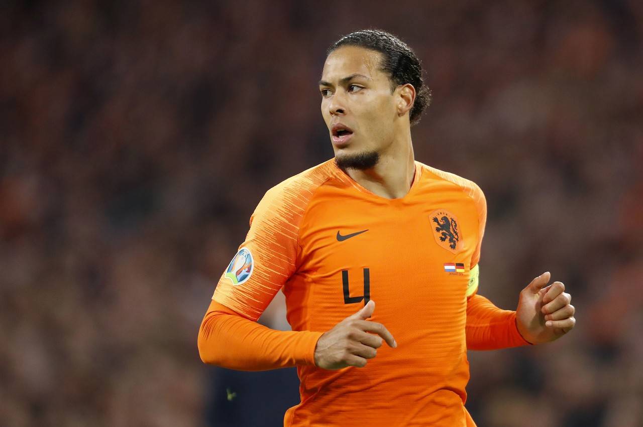 荷兰国家队奋起反击,赢得欧预赛比赛 荷兰国家队奋起反击,赢得欧预赛比赛