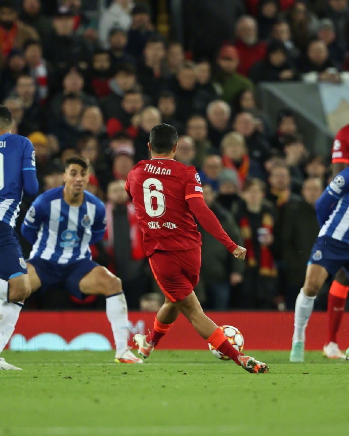 欧国联赛半决赛闪光瞬间,球艺令人叹为观止! 欧国联赛半决赛闪光瞬间,球艺令人叹为观止!