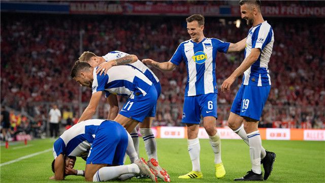 沙尔克04球员赛后谈论对手表现,赞不绝口 沙尔克04球员赛后谈论对手表现,赞不绝口