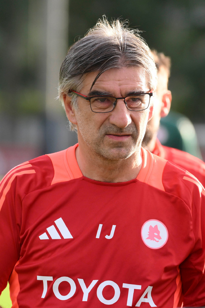 意大利队主教练因争议言论遭到禁赛 意大利队主教练因争议言论遭到禁赛