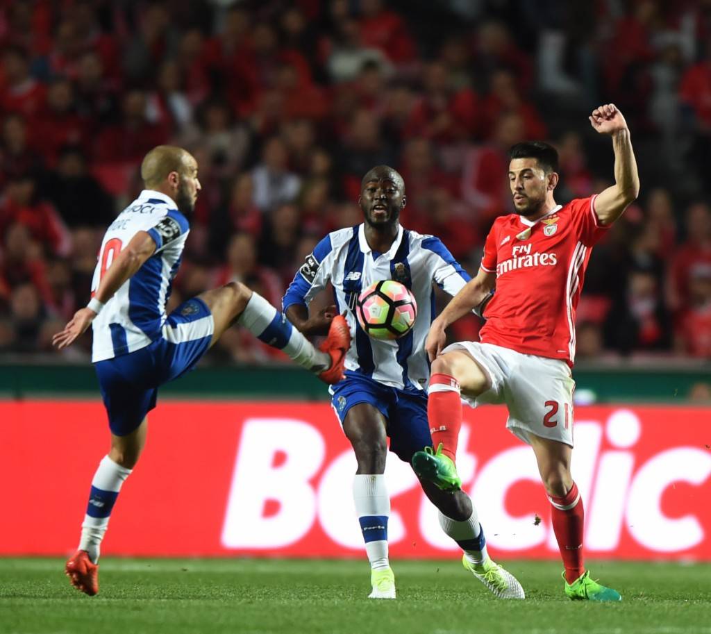 威廉希尔中文站-波尔多团队士气高昂，法国联赛保持领先优势