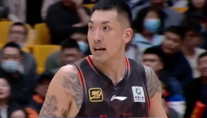 帕尔马小胜，终结对手连胜纪录