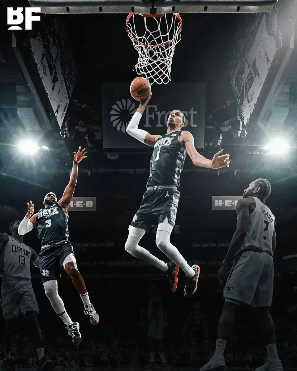 湖人取胜马刺,季后赛挑战霍华德展翅高飞 湖人取胜马刺,季后赛挑战霍华德展翅高飞