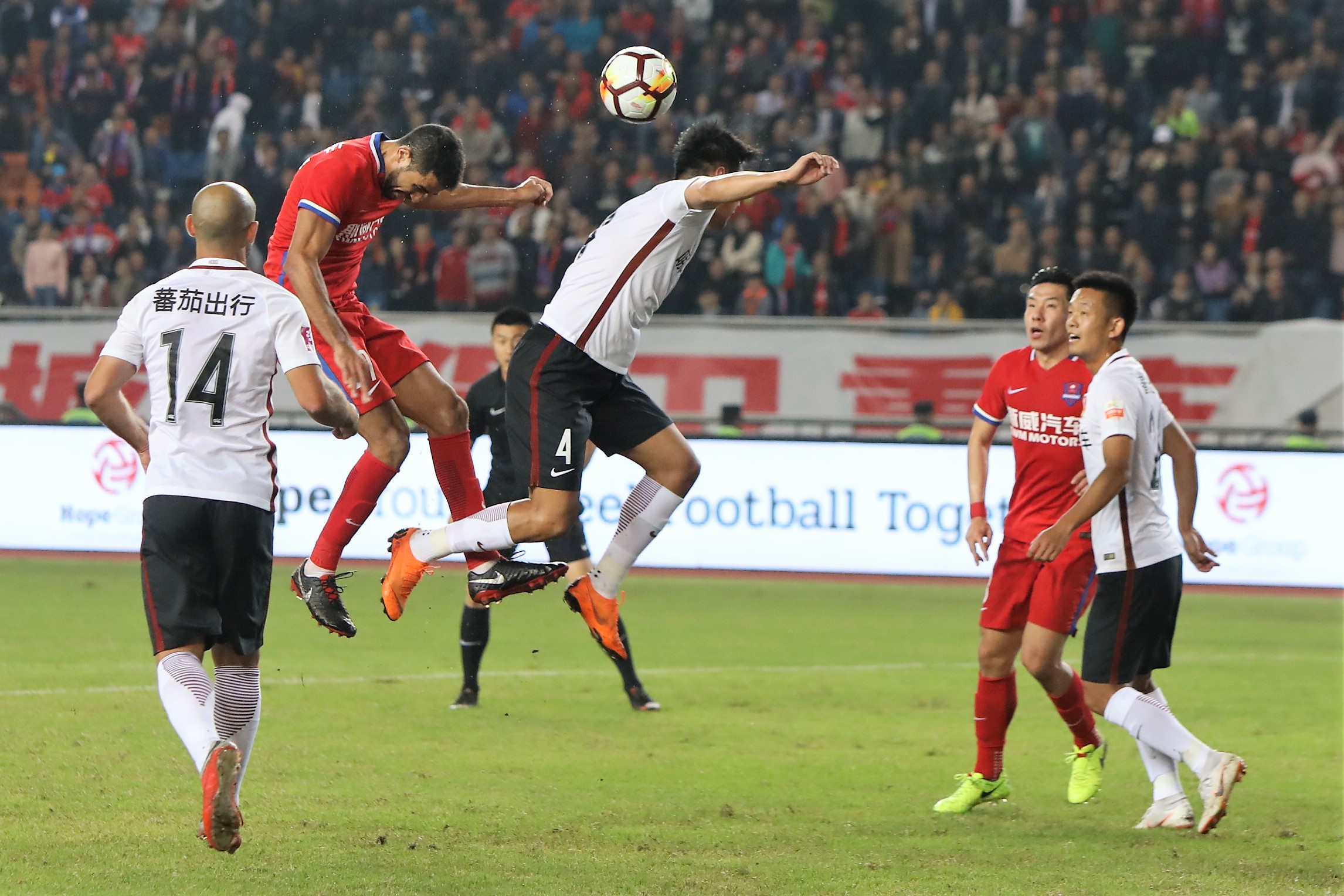 威廉希尔官网-重庆斯威主场战平辽宁宏运，保持不败