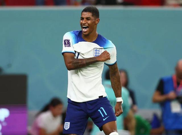 苏格兰队逆风翻盘，小组出线前景一片光明