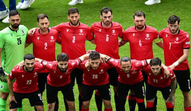 荷兰战平格鲁吉亚,实力持平缺少亮点 荷兰战平格鲁吉亚,实力持平缺少亮点