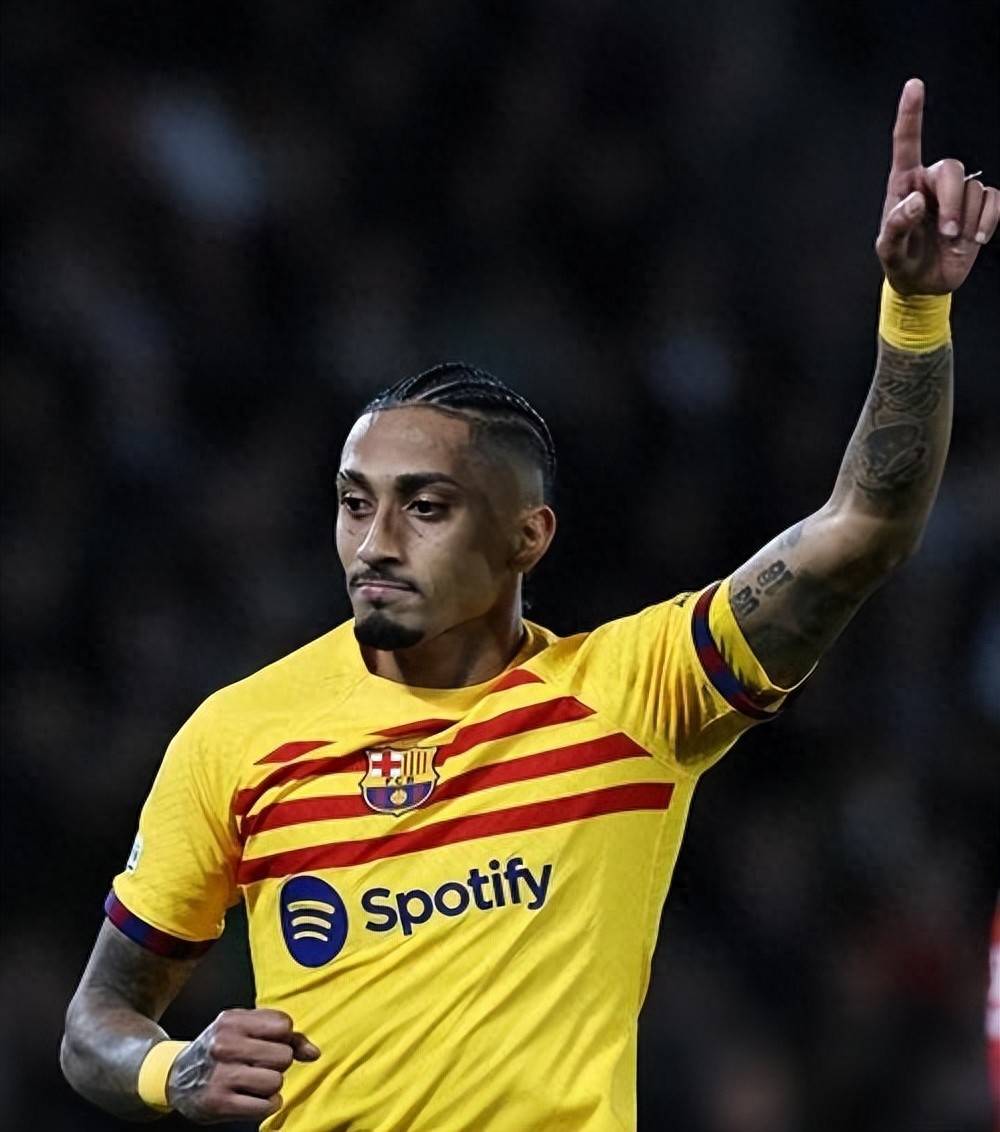 贝尔格莱德红星获得成功,晋级希望更大 贝尔格莱德红星获得成功,晋级希望更大