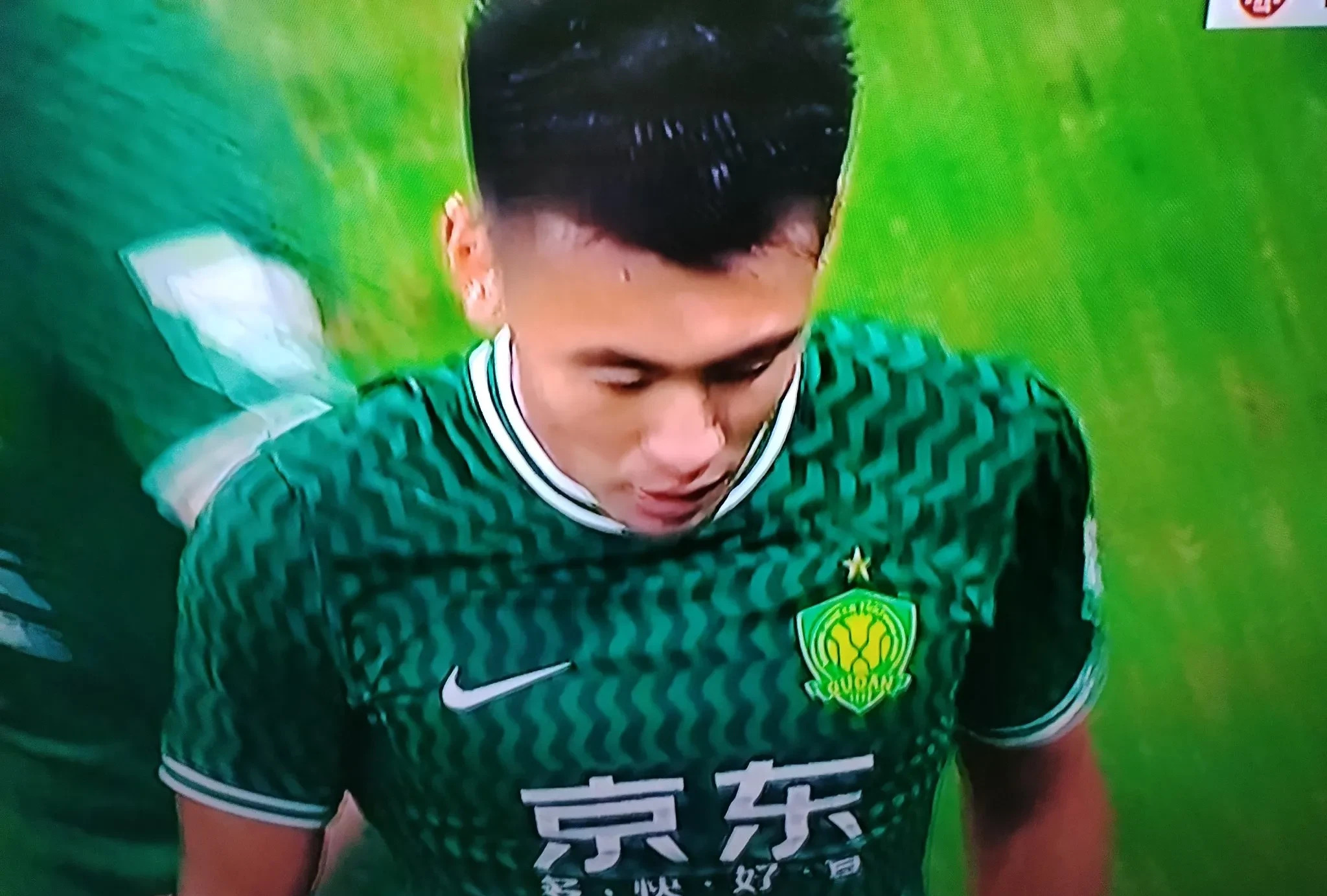 北京中赫国安队员在赛场上展现出色表现 北京中赫国安队员在赛场上展现出色表现