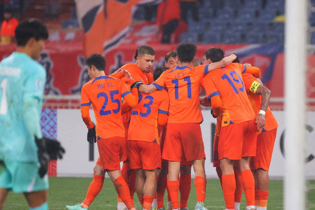 球队战绩低迷，名教练马上面临解雇