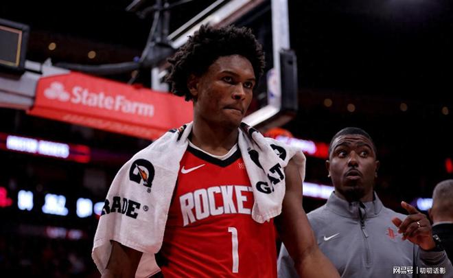 火箭队锋线深度不足,哈登意欲求购强援改善阵容 火箭队锋线深度不足,哈登意欲求购强援改善阵容