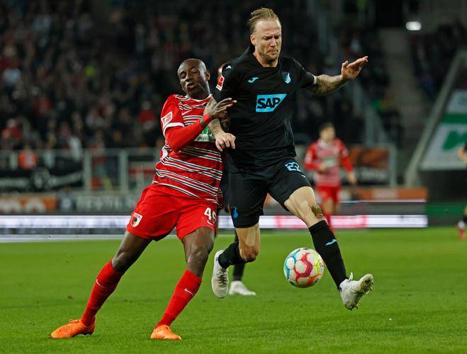 亚琛客场击败霍芬海姆,取得关键胜利 亚琛客场击败霍芬海姆,取得关键胜利