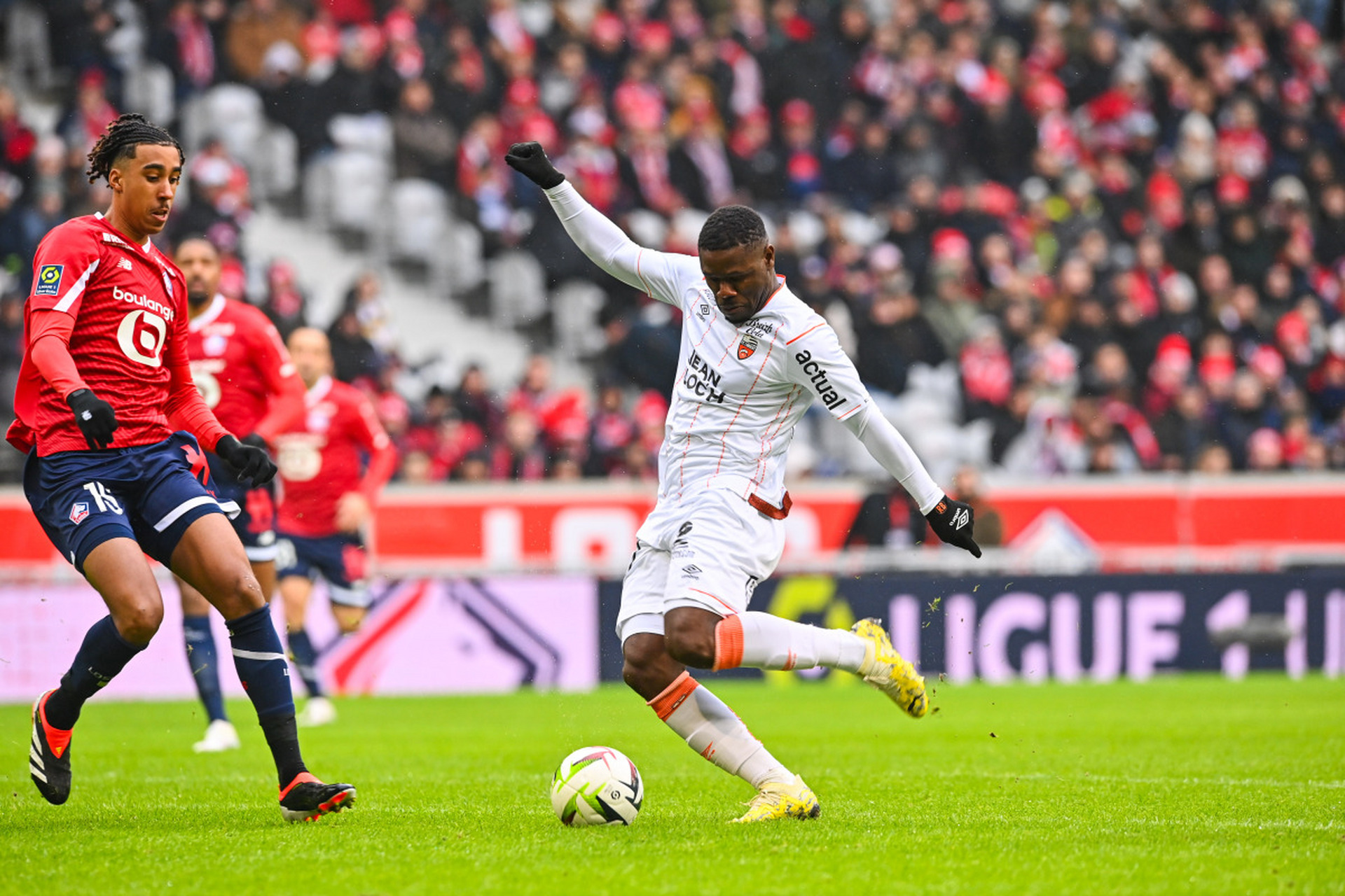 第戎主场大胜蒙彼利埃,取得连胜 第戎主场大胜蒙彼利埃,取得连胜