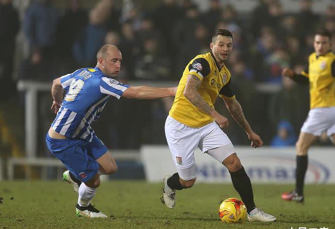 米尔沃尔在主场大胜彼得堡联，迎来复苏