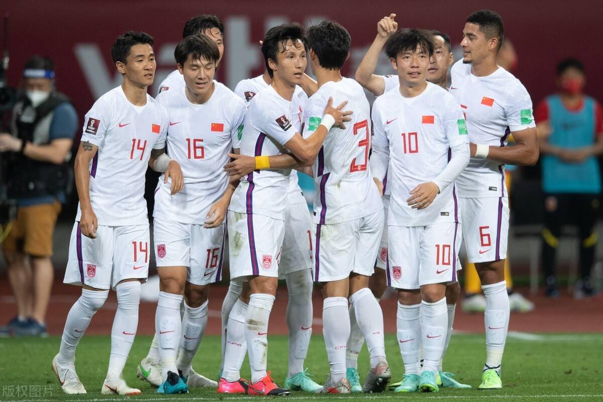 防线表现稳定，国家队备战态势看好