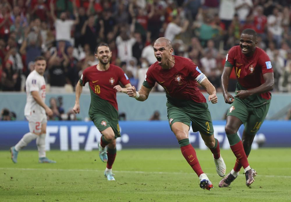 瑞士队沉着应战，毫不畏惧轻松晋级