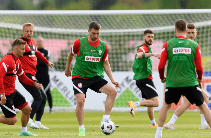 奥地利队斩获胜利晋级四强,冠军梦想不容小视 奥地利队斩获胜利晋级四强,冠军梦想不容小视