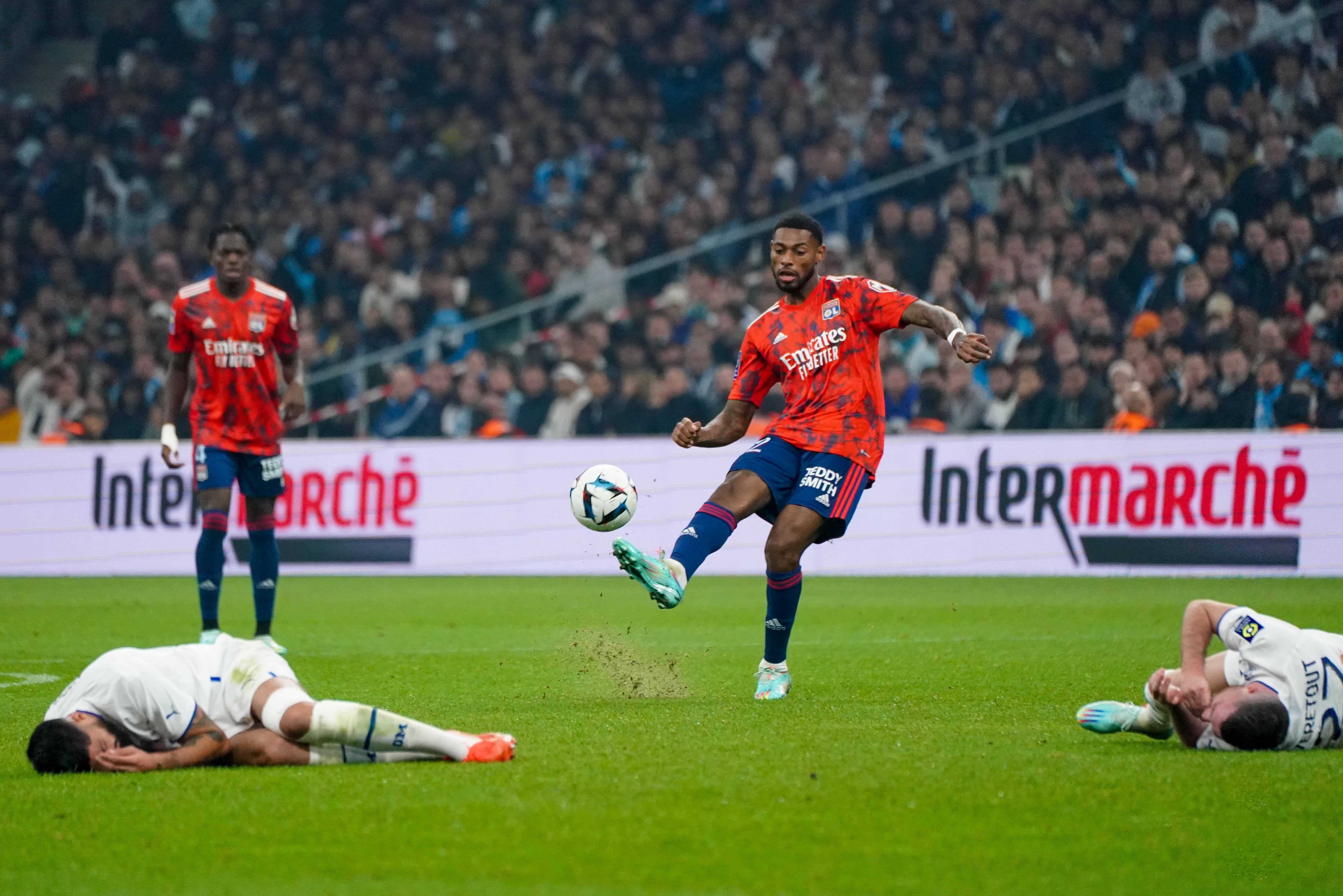 塞维利亚中场获得最佳球员奖，实力有目共睹