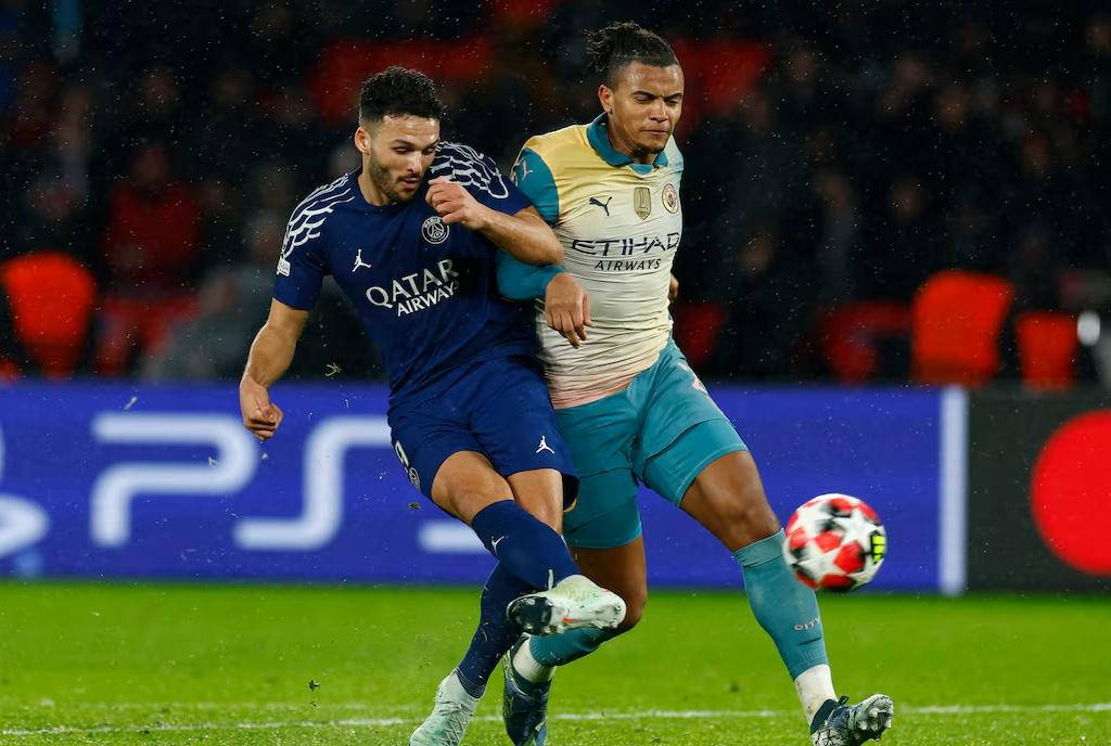 曼城惨败南安普顿,失误频频导致失球 曼城惨败南安普顿,失误频频导致失球