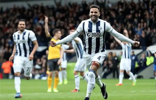 沃特福德客场逆转,取得重要三分 沃特福德客场逆转,取得重要三分