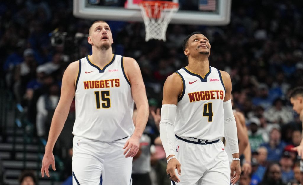 独行侠队客场大胜掘金，波尔津吉斯得分王