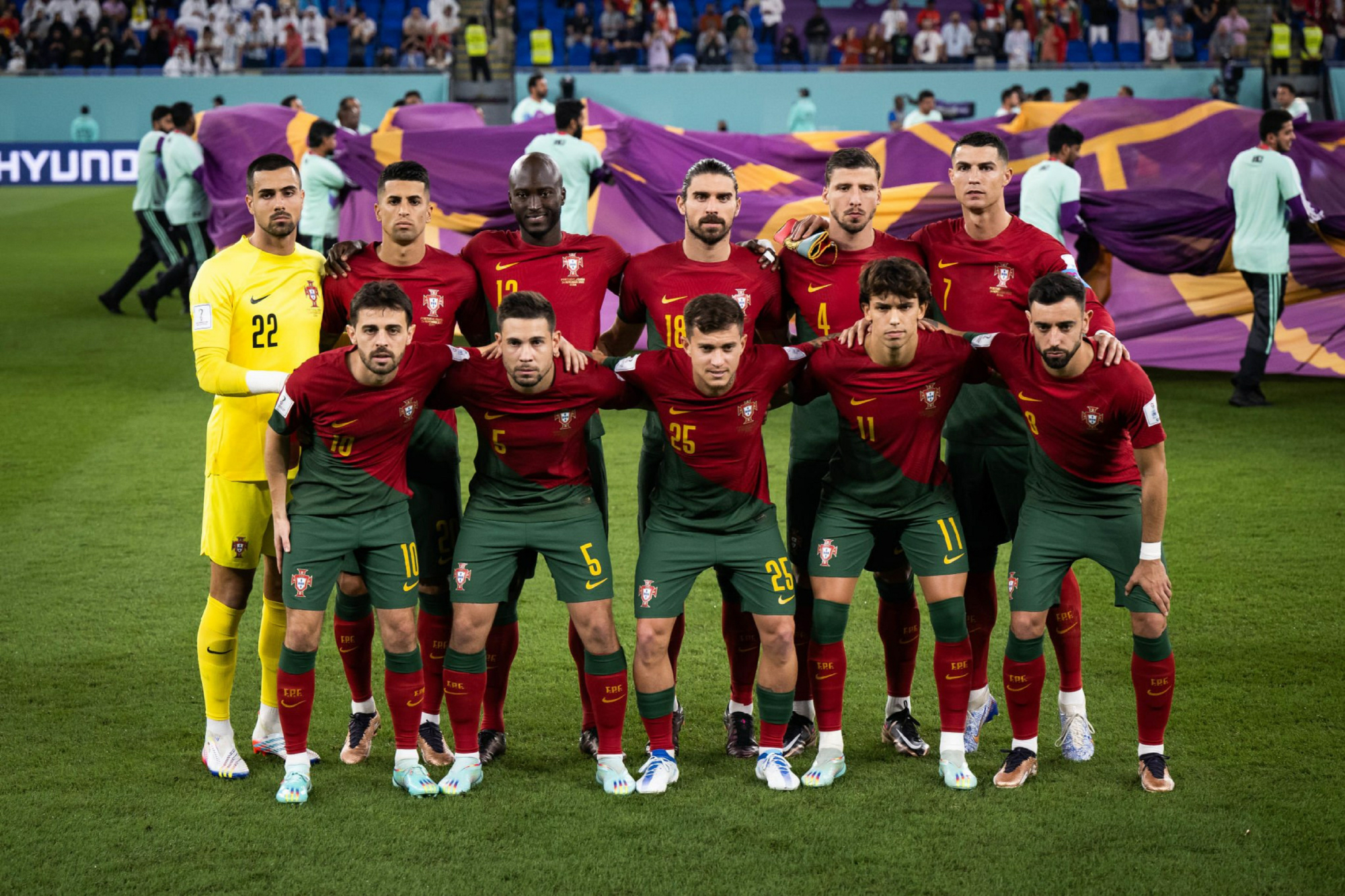 波兰不敌西班牙，小组出线形势严峻！