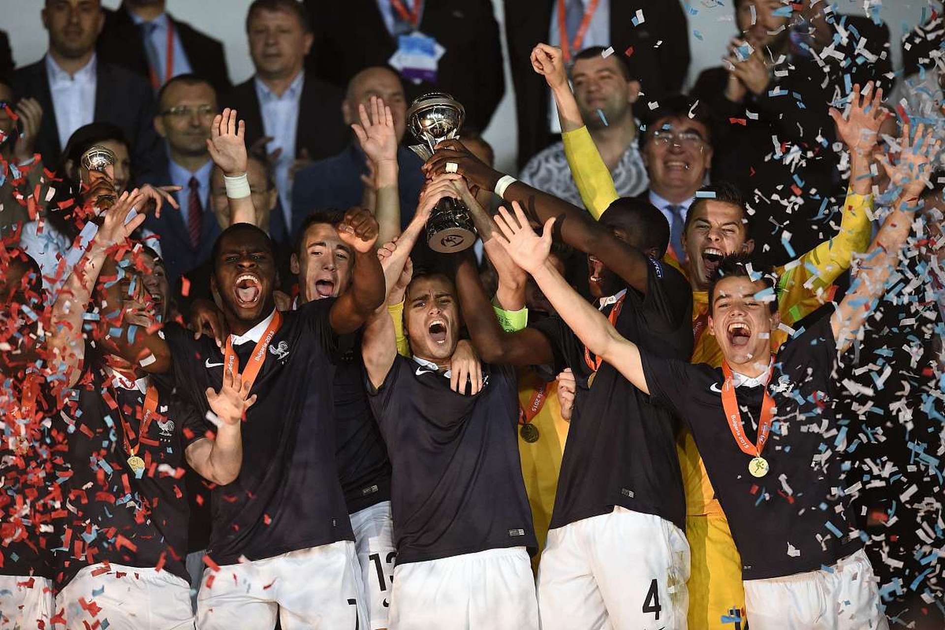 热火队豪取十连胜，客场大胜步行者登榜首