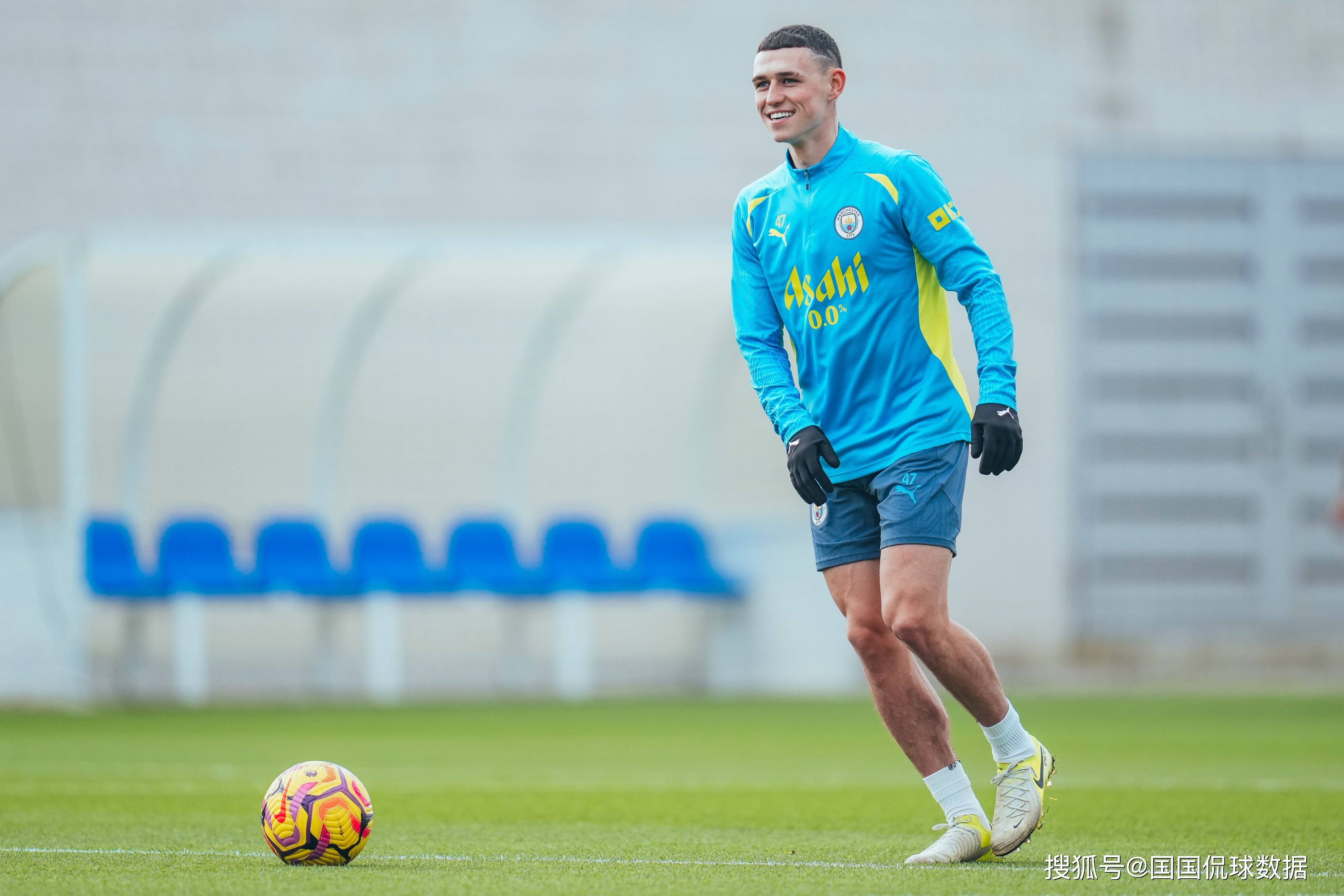 欧预赛关注焦点球员,表现亮眼受人瞩目 欧预赛关注焦点球员,表现亮眼受人瞩目