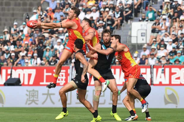 日本豪门在赛场上积蓄力量,打破僵局 日本豪门在赛场上积蓄力量,打破僵局