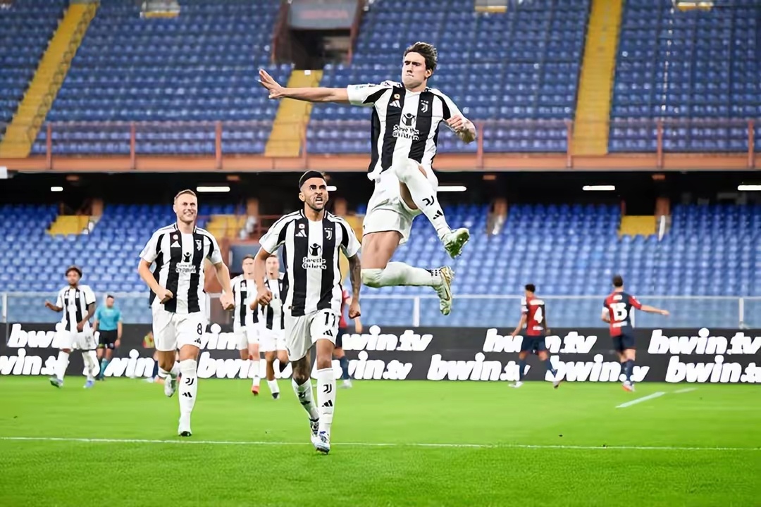 尤文图斯全队球员亮眼,积分榜继续领跑 尤文图斯全队球员亮眼,积分榜继续领跑