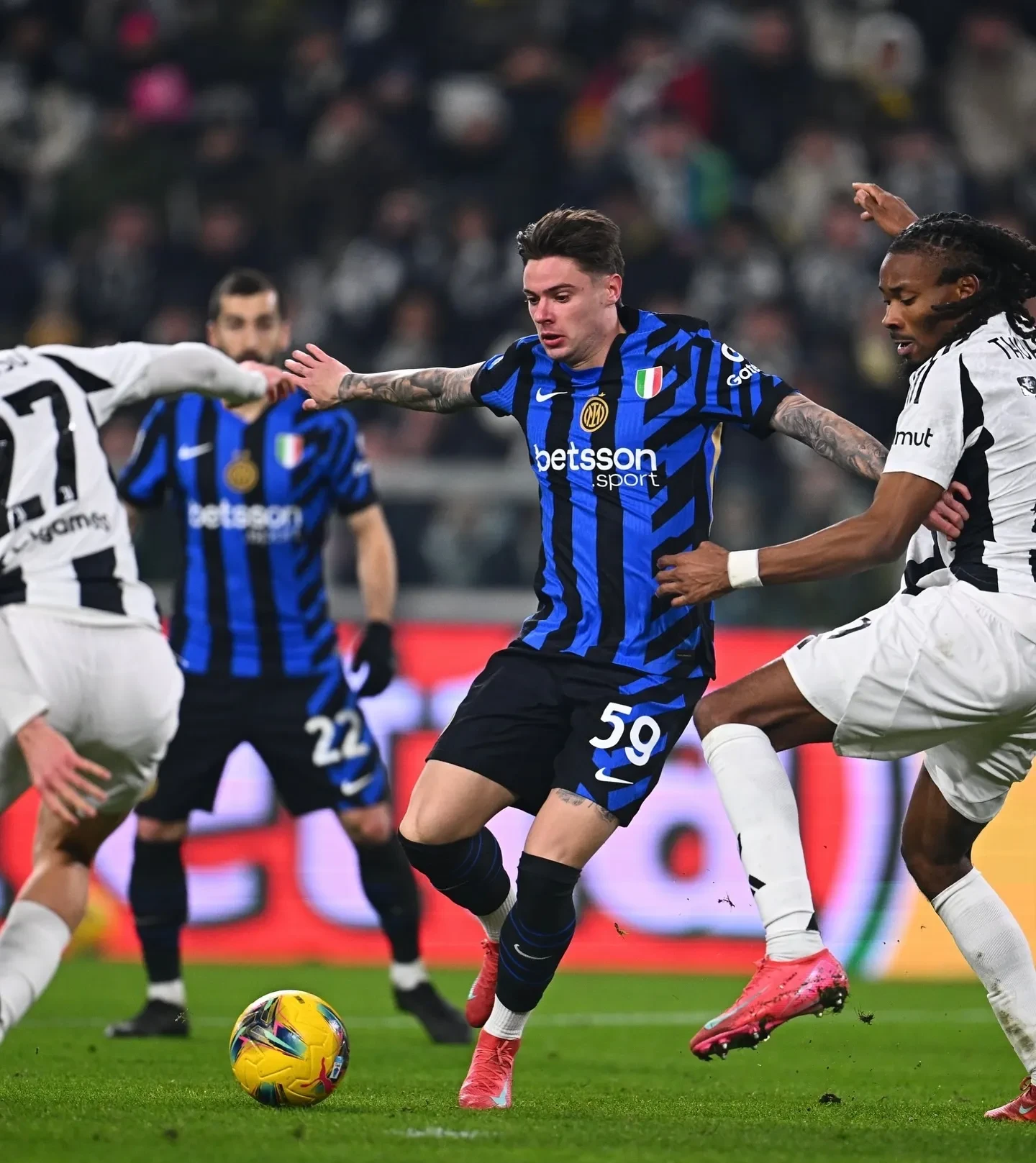 国际米兰客场2-1险胜切沃 国际米兰客场2-1险胜切沃