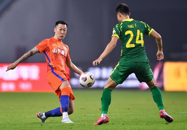 国安备战欧冠小组赛，冲刺晋级！