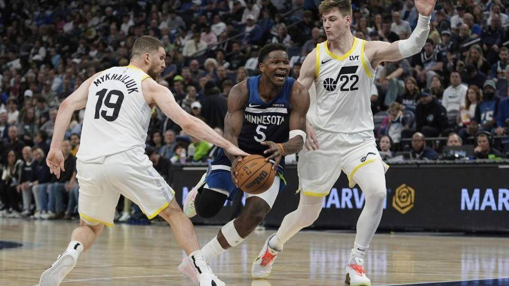 森林狼防守逐渐改善,或将带来胜利宝座 森林狼防守逐渐改善,或将带来胜利宝座