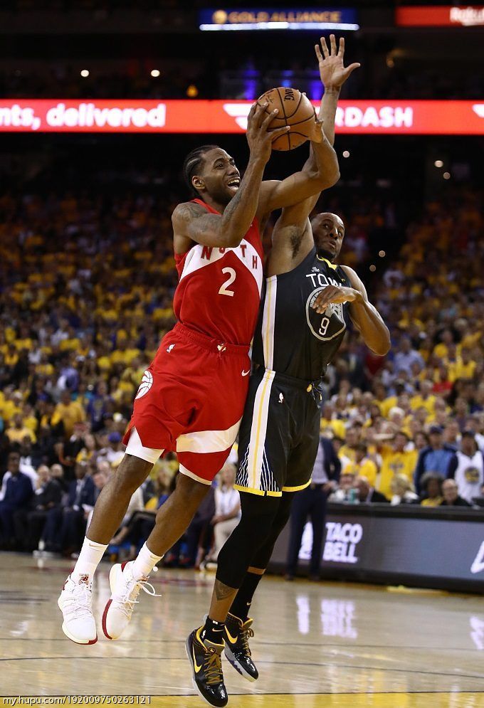 猛龙队战绩直线上升,向着总冠军发起冲击 猛龙队战绩直线上升,向着总冠军发起冲击