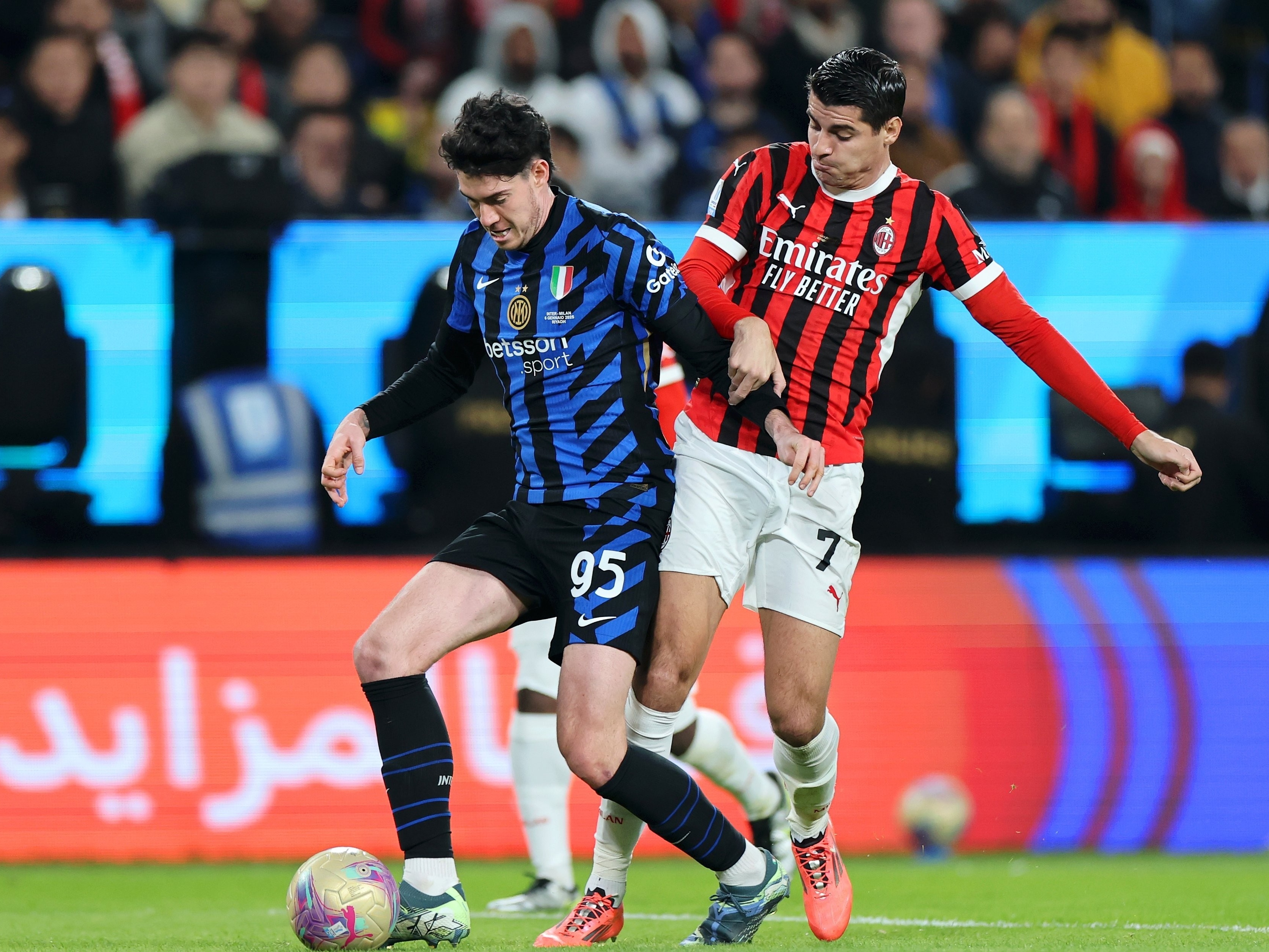 国际米兰逆转战胜,震惊对手 国际米兰逆转战胜,震惊对手