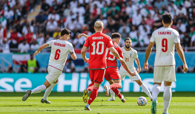 伊朗队险胜取胜,晋级形势稍稍好转 伊朗队险胜取胜,晋级形势稍稍好转