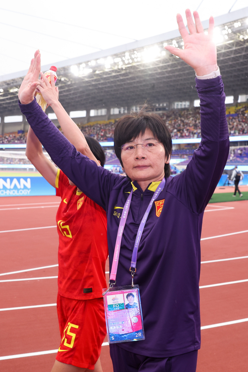 中国女足战绩急转直下，球队内部管理遭质疑