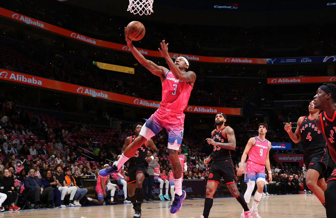 猛龙主场逆转奇才，实现四连胜