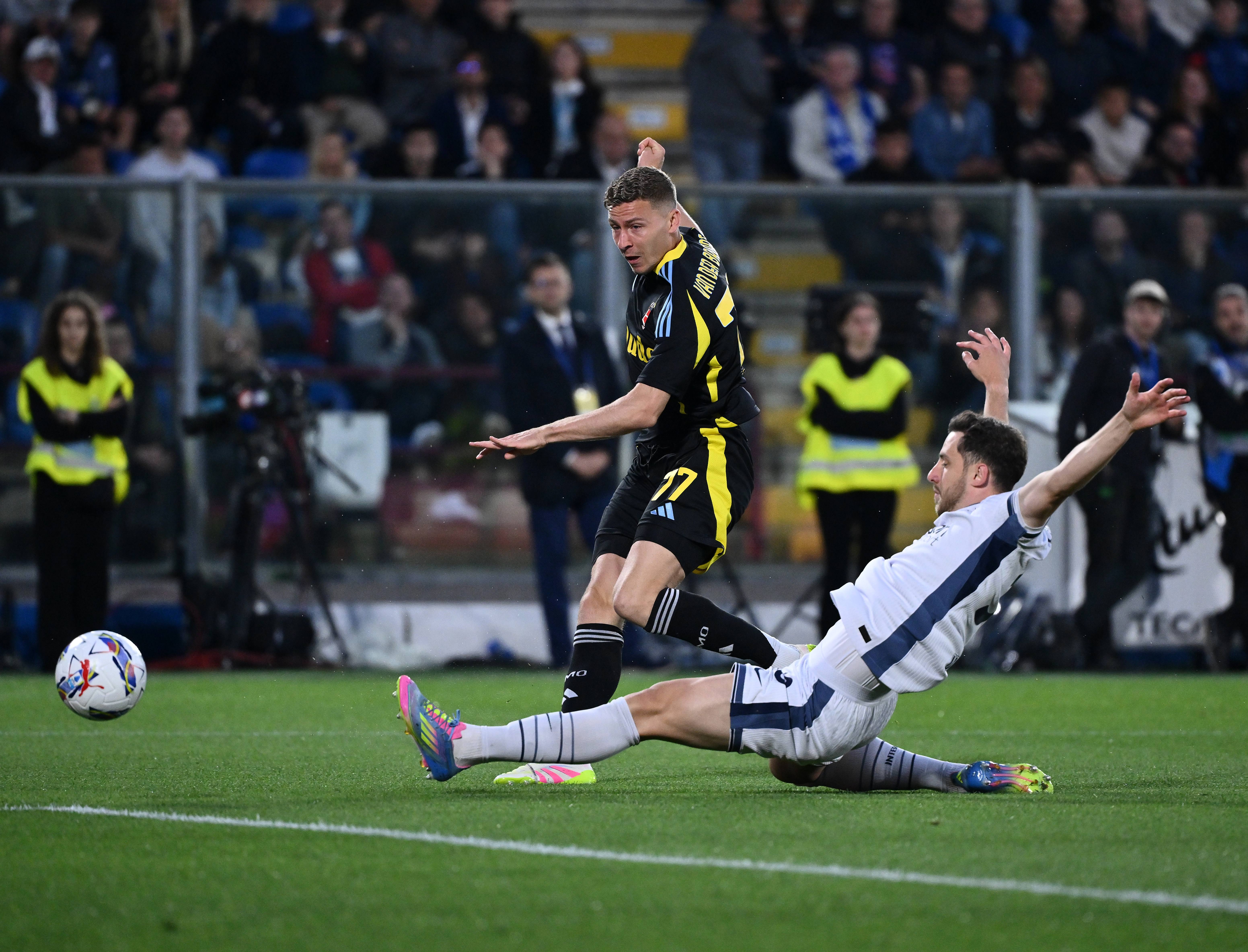 俄罗斯足球联赛新赛季揭幕,莫斯科迎战圣彼得堡 俄罗斯足球联赛新赛季揭幕,莫斯科迎战圣彼得堡